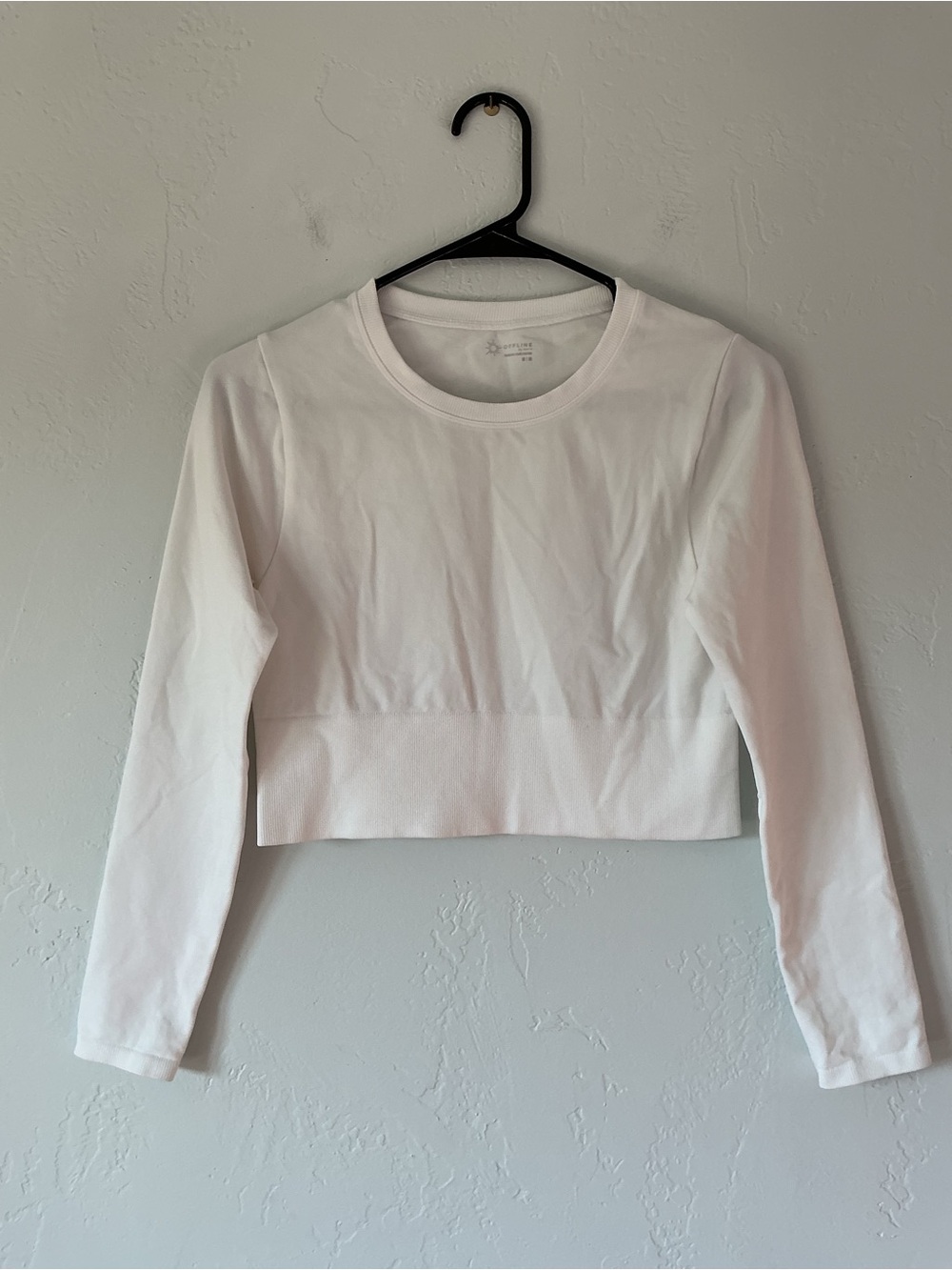 Aerie Offline Activewear Cropped Long-Sleeve Crewneck Top